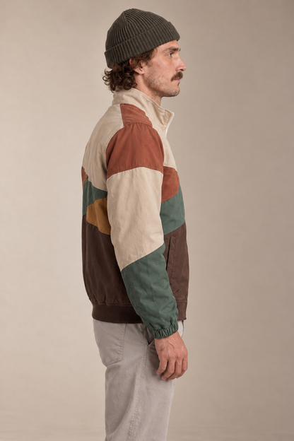 Vagabond wayfarer — matching studio gallery view 3