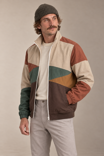 Vagabond wayfarer — matching studio gallery view 4